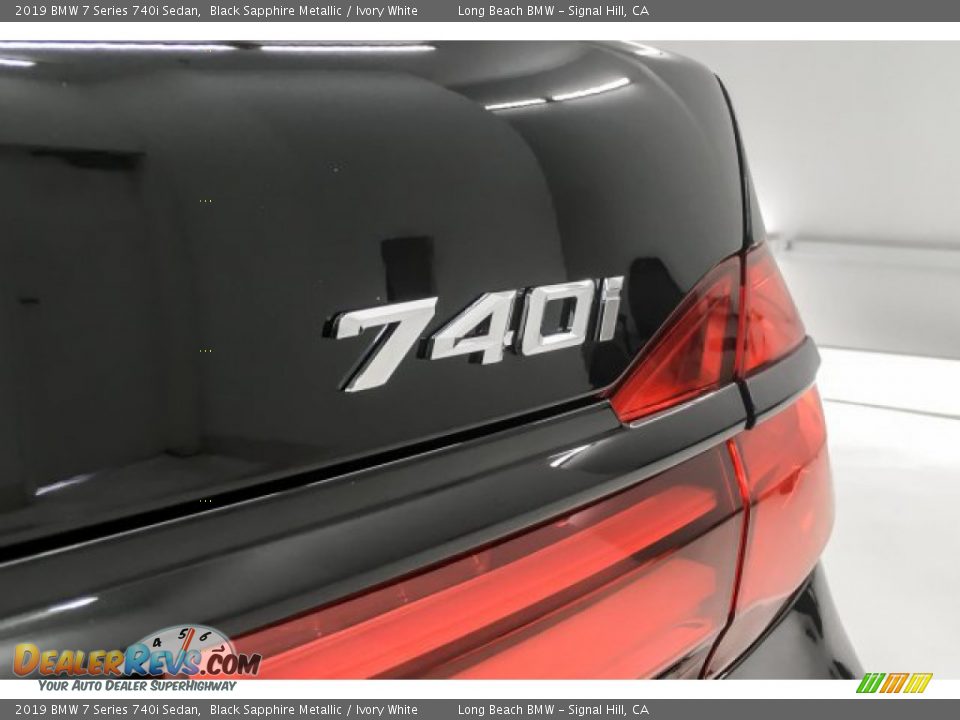 2019 BMW 7 Series 740i Sedan Black Sapphire Metallic / Ivory White Photo #7