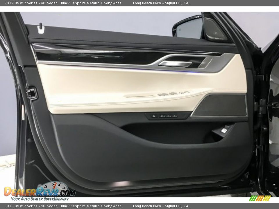 2019 BMW 7 Series 740i Sedan Black Sapphire Metallic / Ivory White Photo #24