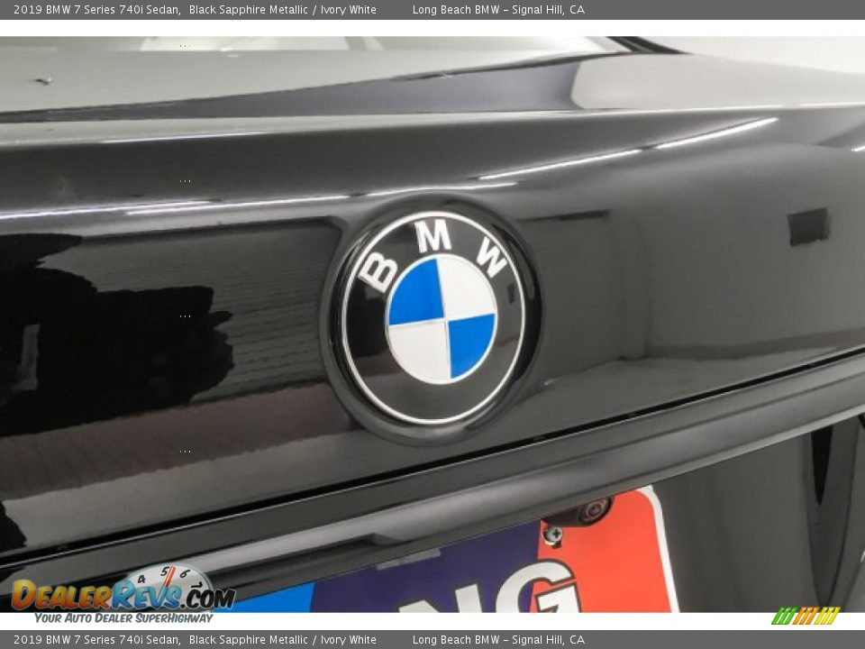2019 BMW 7 Series 740i Sedan Black Sapphire Metallic / Ivory White Photo #26