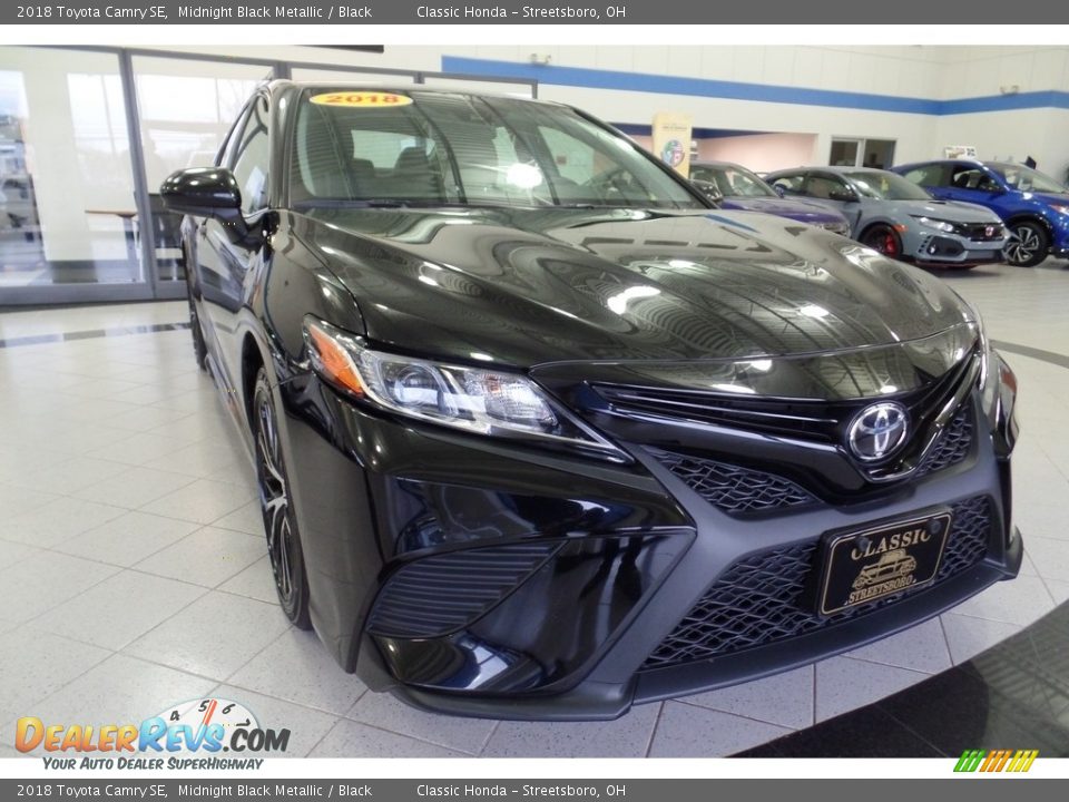 2018 Toyota Camry SE Midnight Black Metallic / Black Photo #6