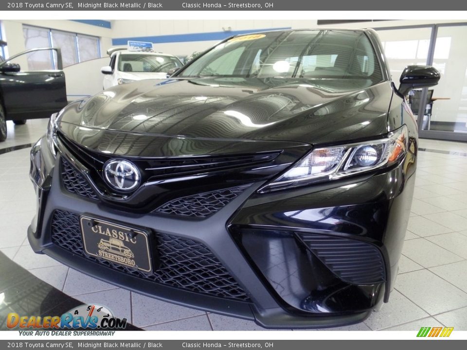 2018 Toyota Camry SE Midnight Black Metallic / Black Photo #7
