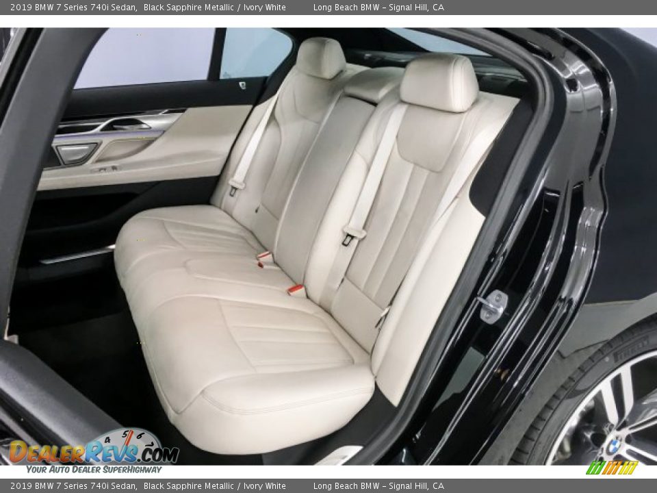 2019 BMW 7 Series 740i Sedan Black Sapphire Metallic / Ivory White Photo #34
