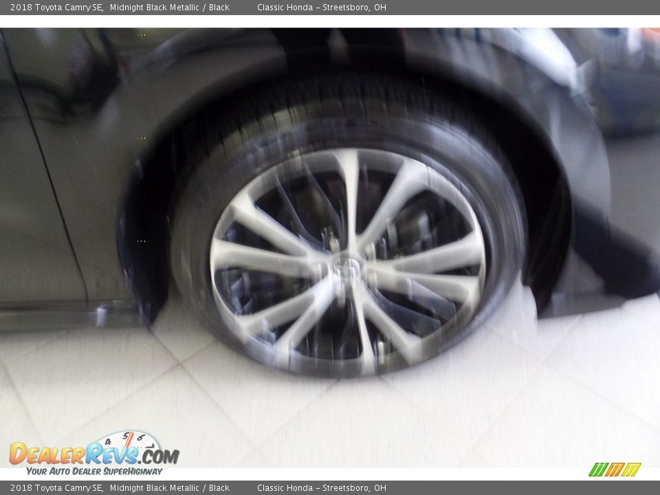 2018 Toyota Camry SE Midnight Black Metallic / Black Photo #35