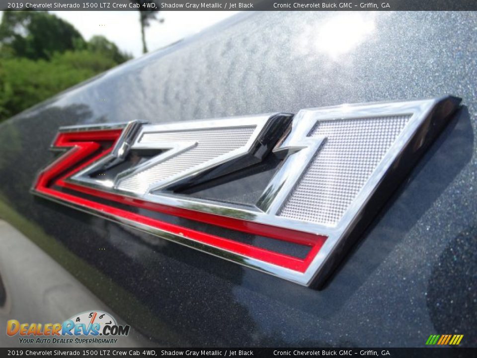 2019 Chevrolet Silverado 1500 LTZ Crew Cab 4WD Shadow Gray Metallic / Jet Black Photo #11