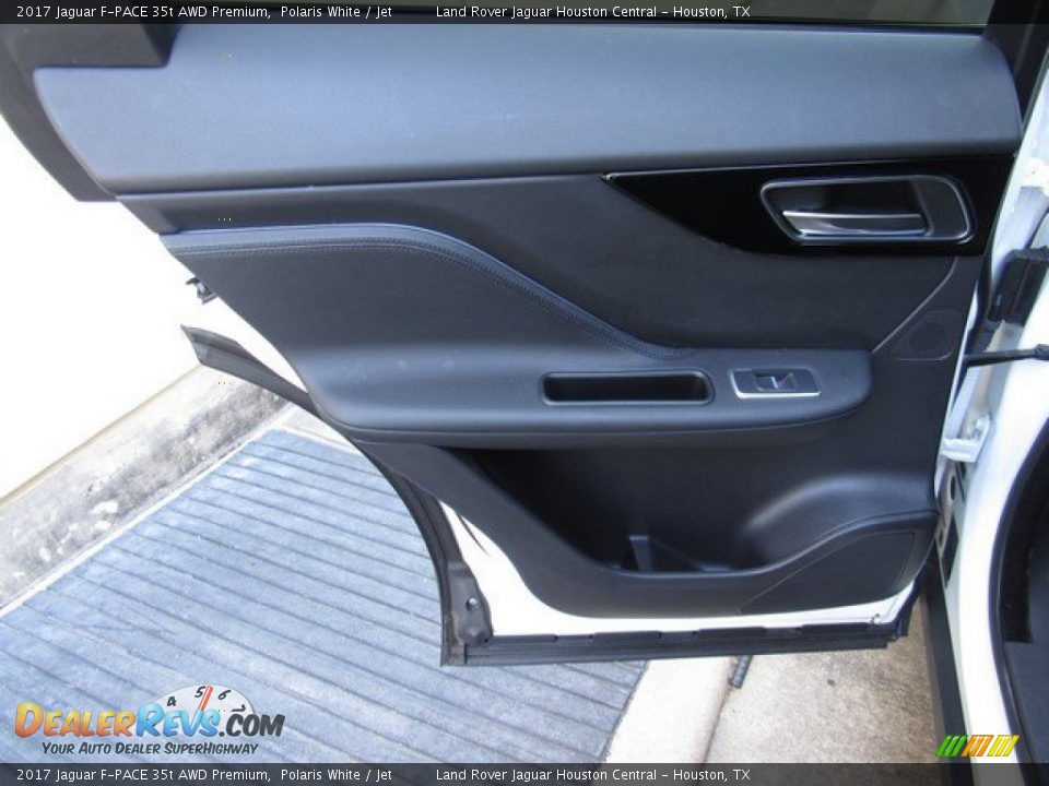 2017 Jaguar F-PACE 35t AWD Premium Polaris White / Jet Photo #23