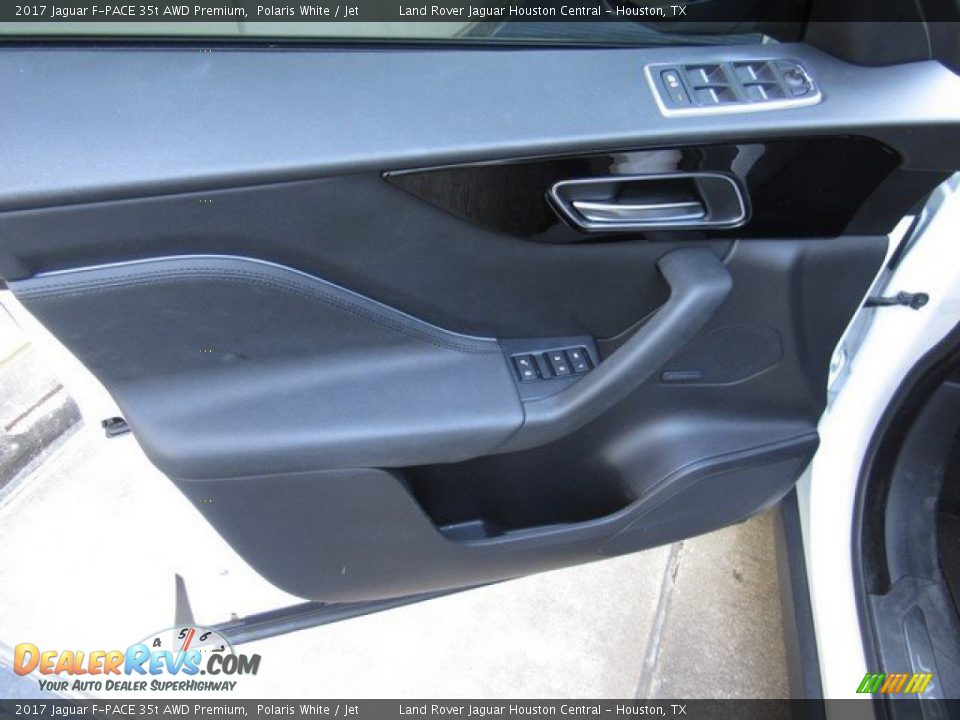 2017 Jaguar F-PACE 35t AWD Premium Polaris White / Jet Photo #24