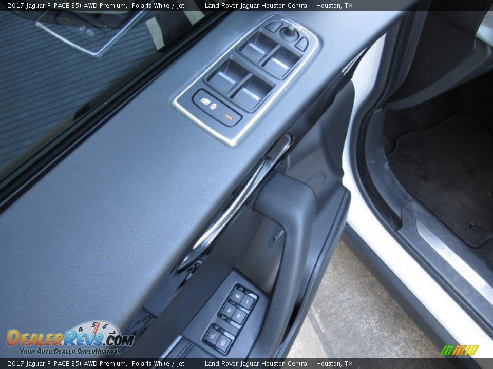 2017 Jaguar F-PACE 35t AWD Premium Polaris White / Jet Photo #25
