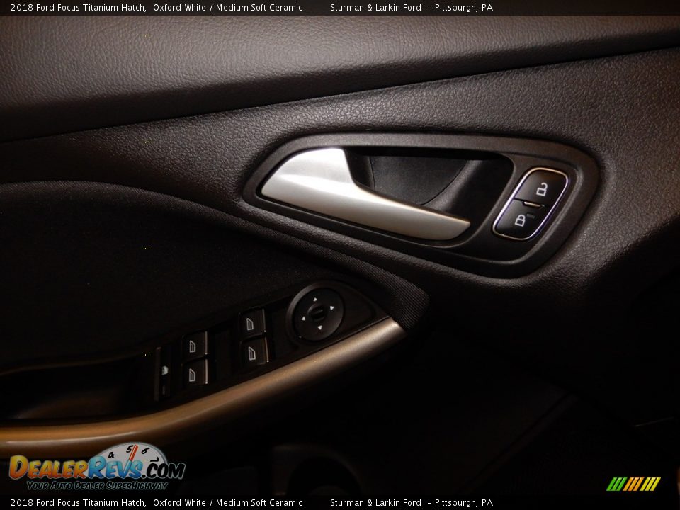 2018 Ford Focus Titanium Hatch Oxford White / Medium Soft Ceramic Photo #18