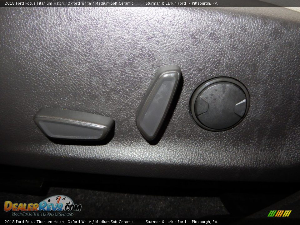 2018 Ford Focus Titanium Hatch Oxford White / Medium Soft Ceramic Photo #20