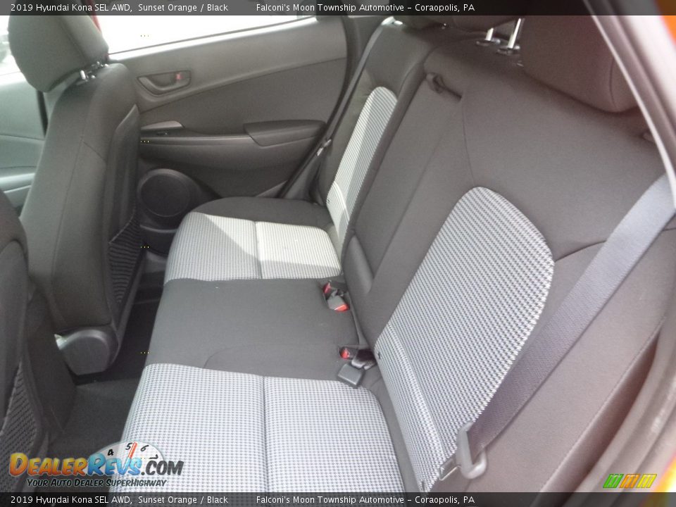 Rear Seat of 2019 Hyundai Kona SEL AWD Photo #8