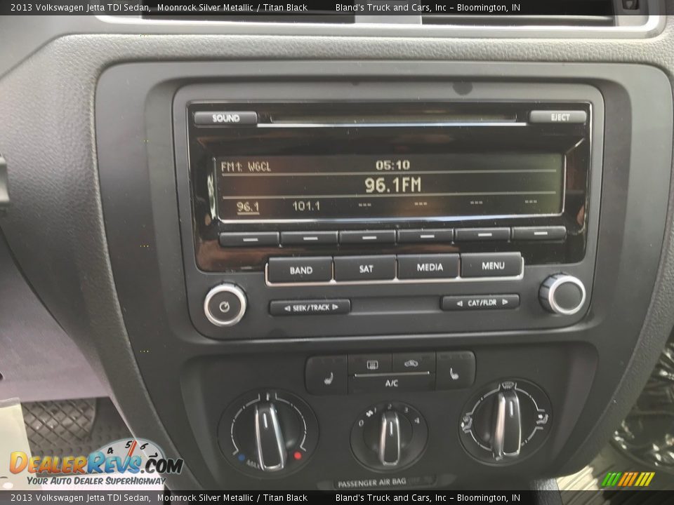 2013 Volkswagen Jetta TDI Sedan Moonrock Silver Metallic / Titan Black Photo #17