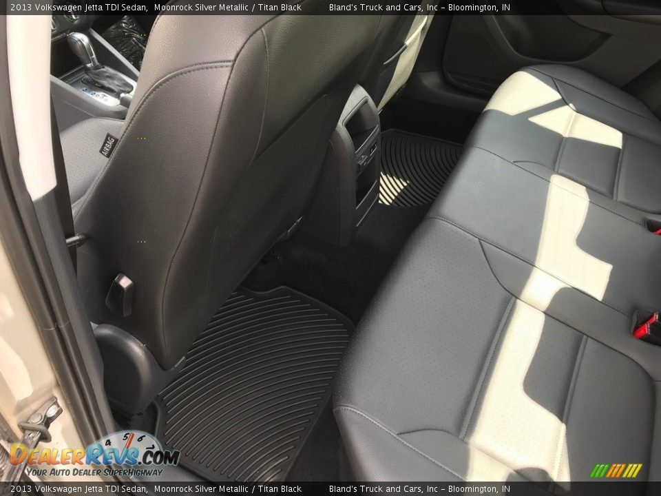 2013 Volkswagen Jetta TDI Sedan Moonrock Silver Metallic / Titan Black Photo #26