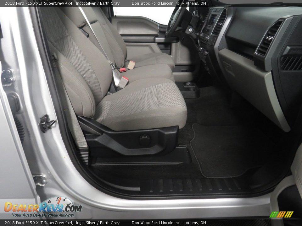 2018 Ford F150 XLT SuperCrew 4x4 Ingot Silver / Earth Gray Photo #26
