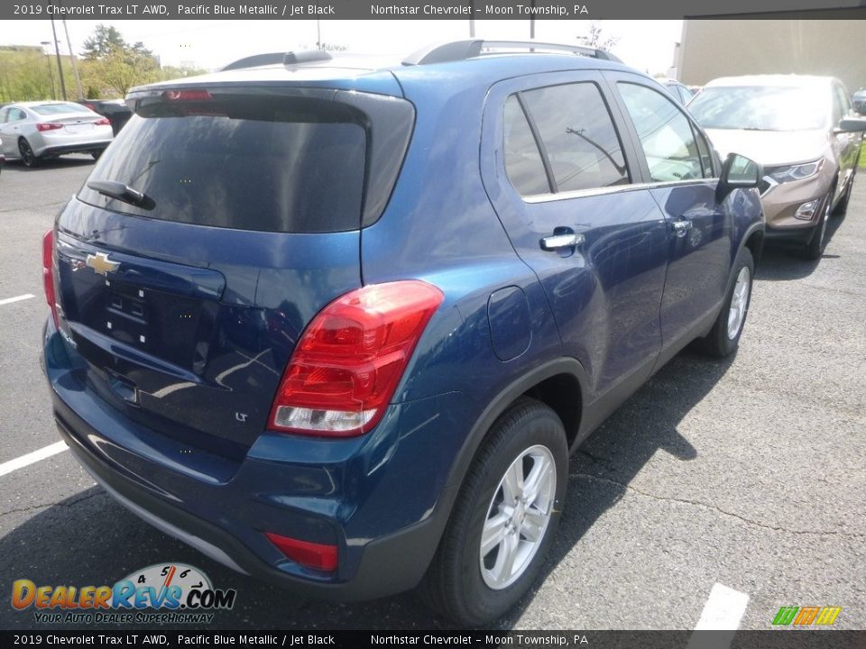 2019 Chevrolet Trax LT AWD Pacific Blue Metallic / Jet Black Photo #5