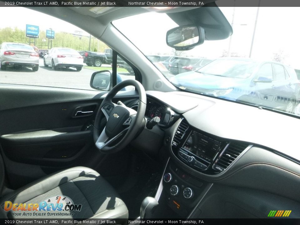 2019 Chevrolet Trax LT AWD Pacific Blue Metallic / Jet Black Photo #11