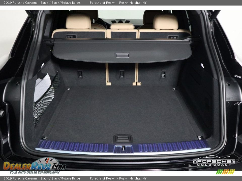 2019 Porsche Cayenne Black / Black/Mojave Beige Photo #8