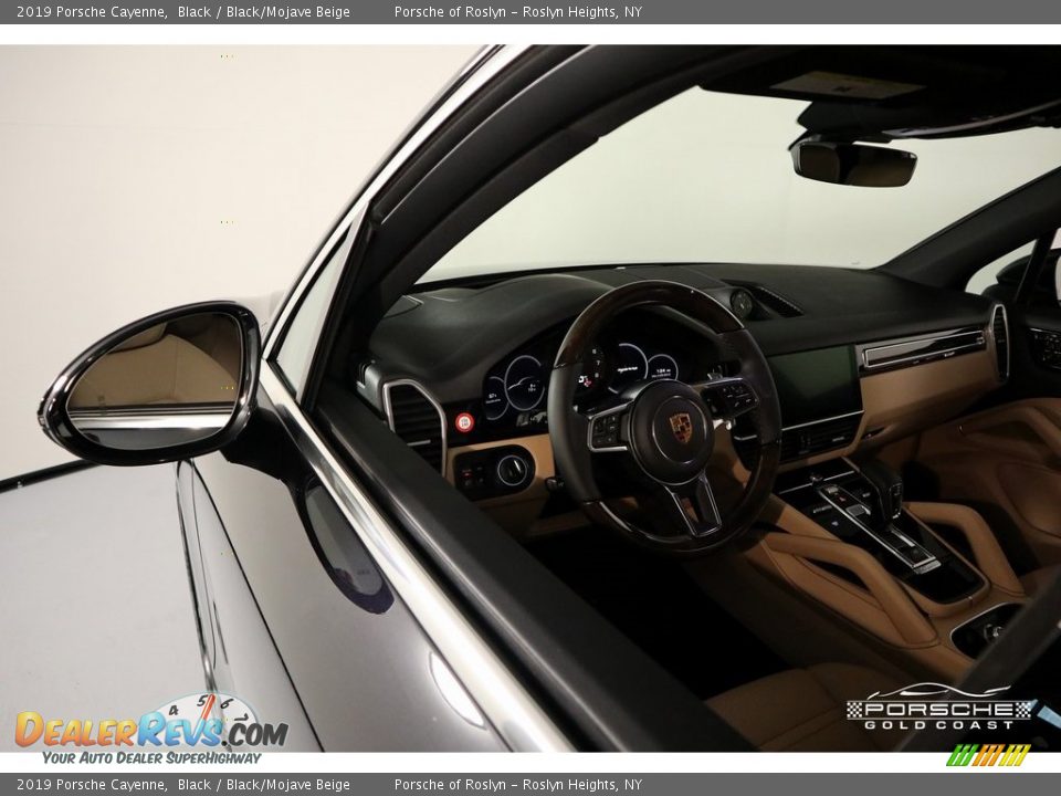 2019 Porsche Cayenne Black / Black/Mojave Beige Photo #12