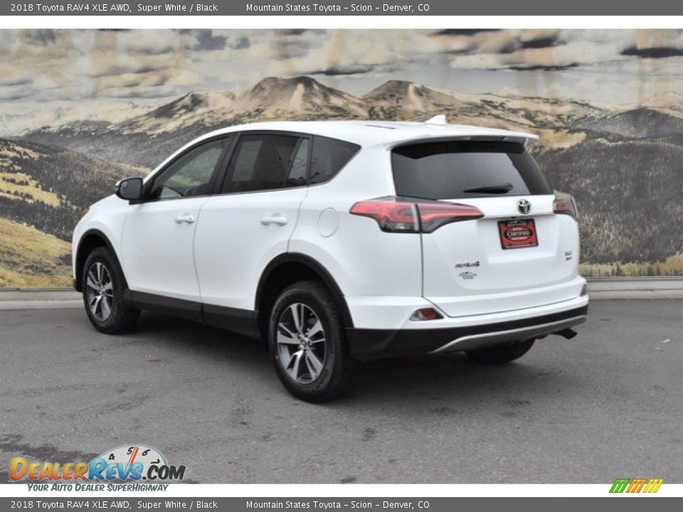 2018 Toyota RAV4 XLE AWD Super White / Black Photo #7