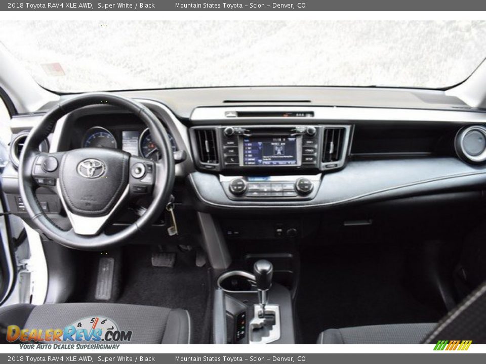 2018 Toyota RAV4 XLE AWD Super White / Black Photo #13
