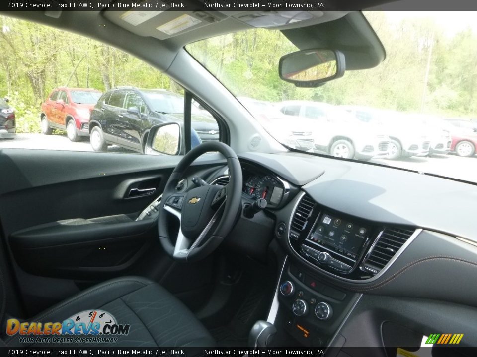 2019 Chevrolet Trax LT AWD Pacific Blue Metallic / Jet Black Photo #11