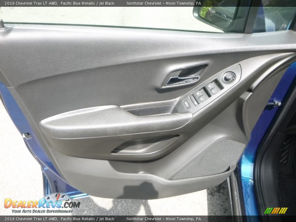2019 Chevrolet Trax LT AWD Pacific Blue Metallic / Jet Black Photo #14