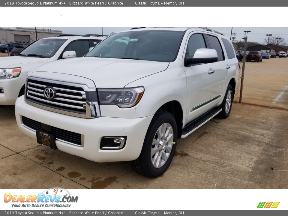 2019 Toyota Sequoia Platinum 4x4 Blizzard White Pearl / Graphite Photo #1