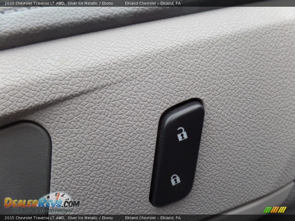 2015 Chevrolet Traverse LT AWD Silver Ice Metallic / Ebony Photo #21