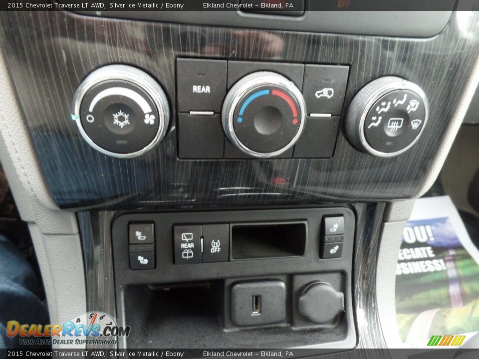 2015 Chevrolet Traverse LT AWD Silver Ice Metallic / Ebony Photo #30