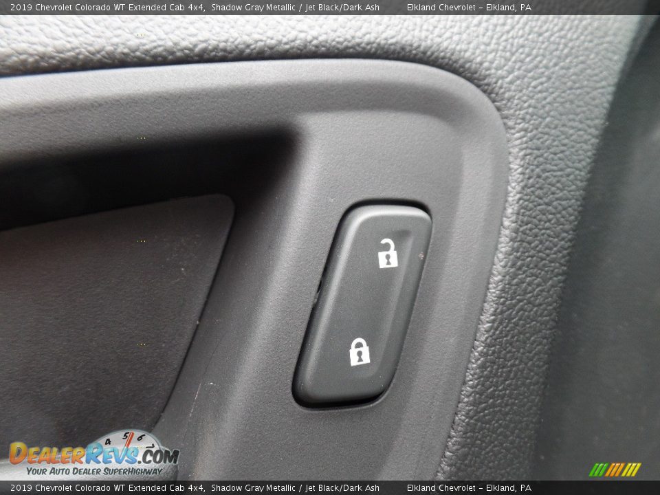 2019 Chevrolet Colorado WT Extended Cab 4x4 Shadow Gray Metallic / Jet Black/Dark Ash Photo #20