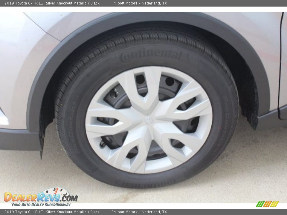 2019 Toyota C-HR LE Silver Knockout Metallic / Black Photo #5