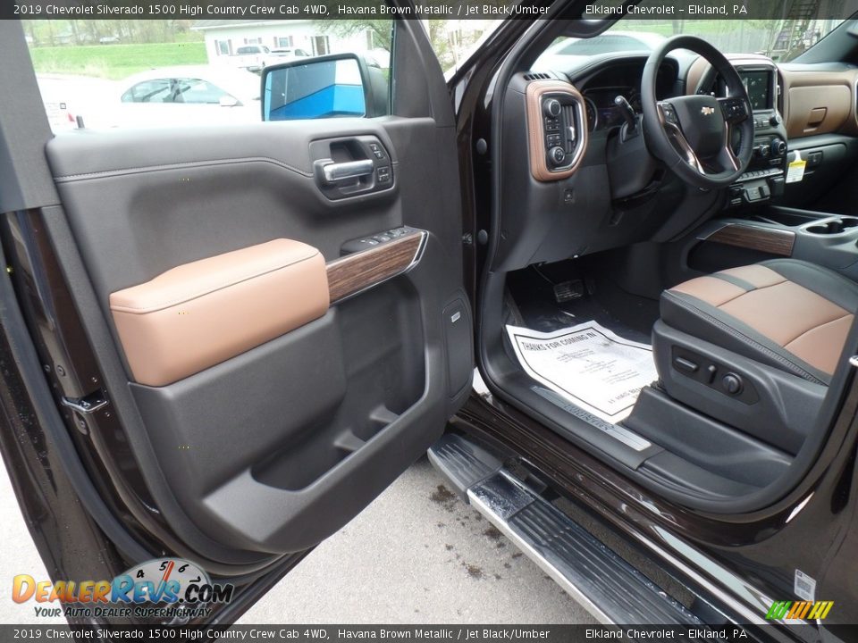 Front Seat of 2019 Chevrolet Silverado 1500 High Country Crew Cab 4WD Photo #13