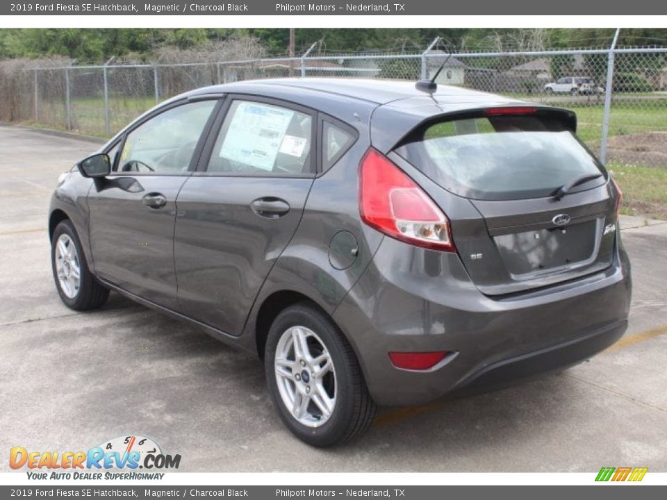 2019 Ford Fiesta SE Hatchback Magnetic / Charcoal Black Photo #6