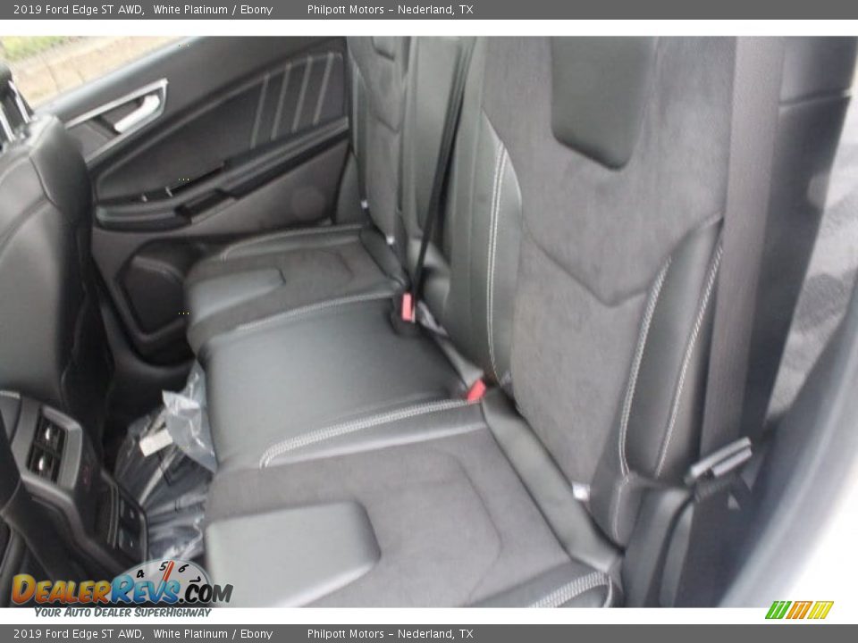 2019 Ford Edge ST AWD White Platinum / Ebony Photo #18