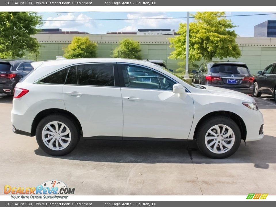2017 Acura RDX White Diamond Pearl / Parchment Photo #7