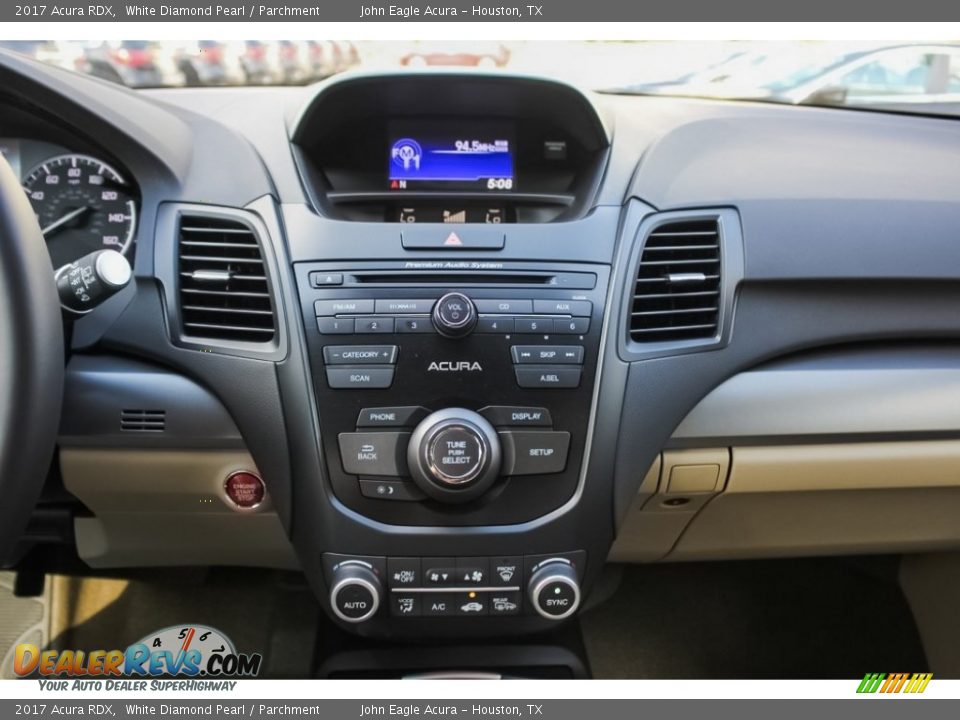 2017 Acura RDX White Diamond Pearl / Parchment Photo #29