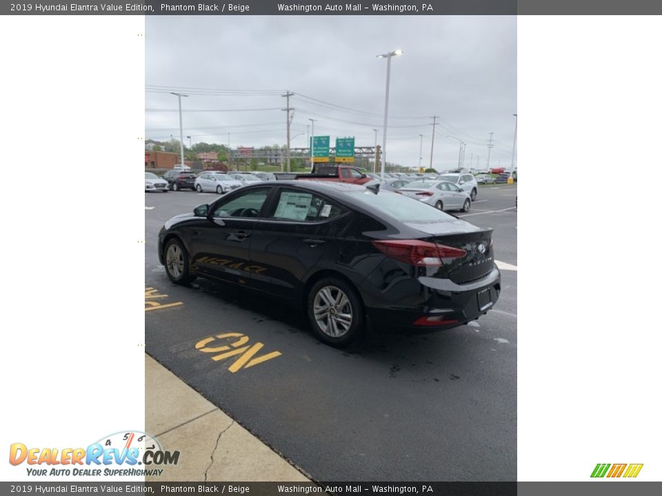 2019 Hyundai Elantra Value Edition Phantom Black / Beige Photo #6