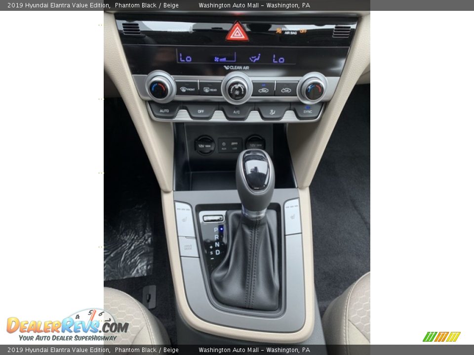 2019 Hyundai Elantra Value Edition Phantom Black / Beige Photo #33