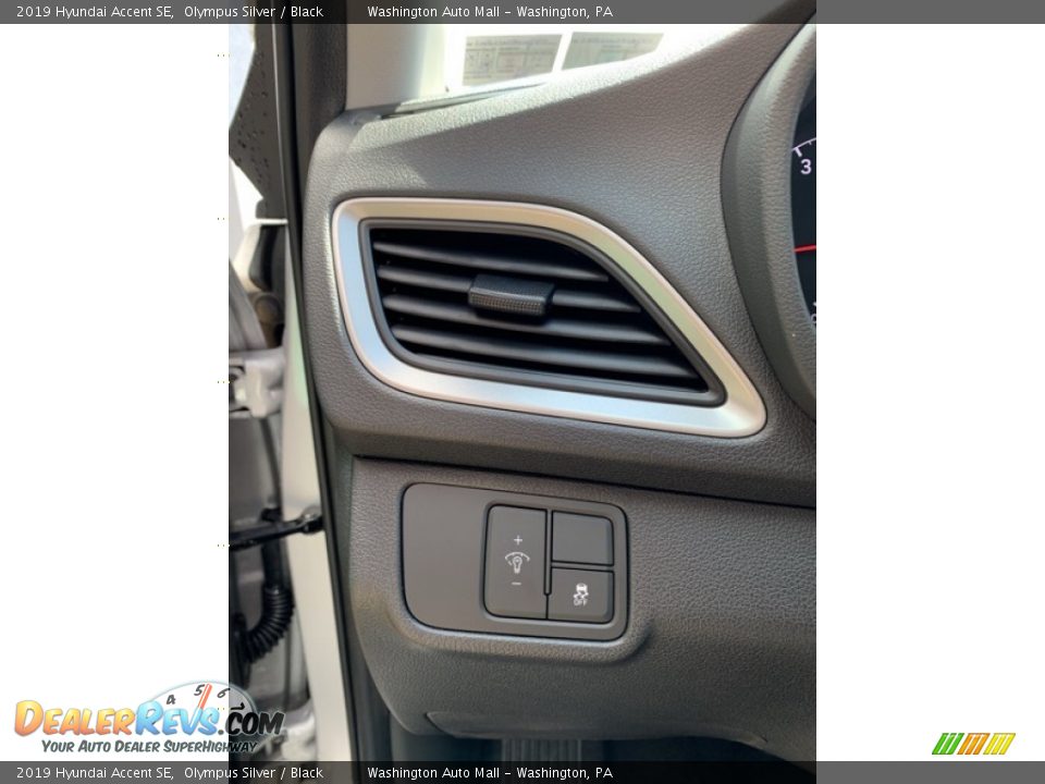 2019 Hyundai Accent SE Olympus Silver / Black Photo #11