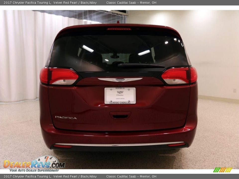 2017 Chrysler Pacifica Touring L Velvet Red Pearl / Black/Alloy Photo #25
