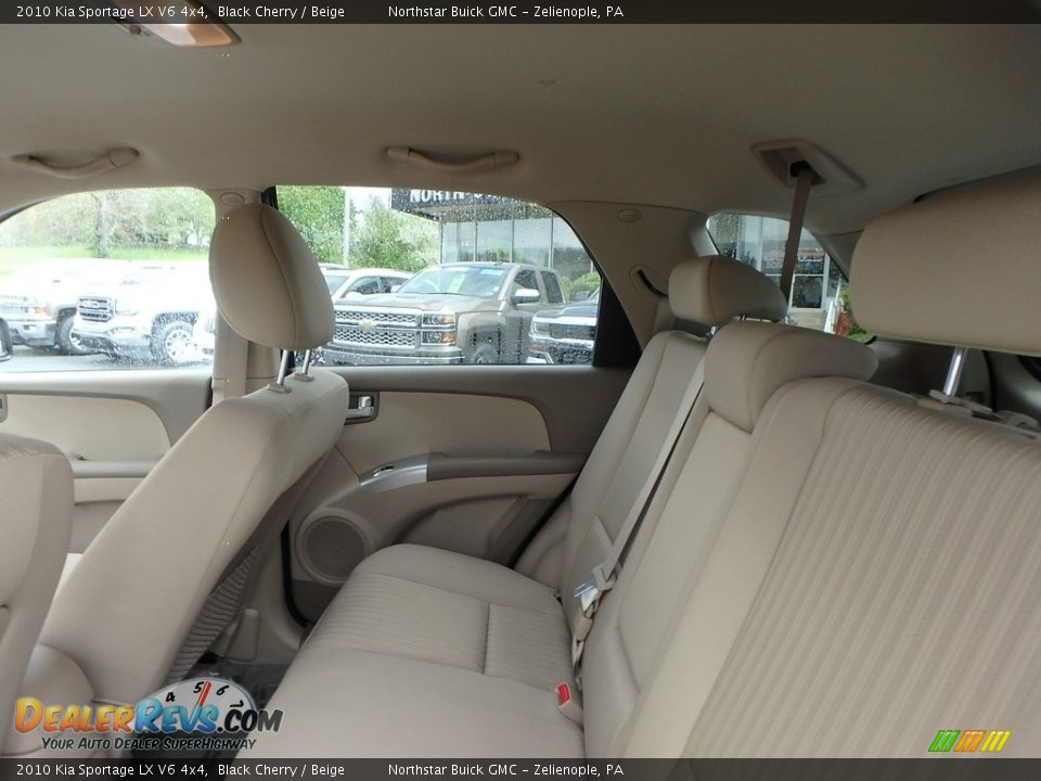 2010 Kia Sportage LX V6 4x4 Black Cherry / Beige Photo #16