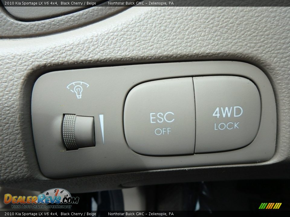 2010 Kia Sportage LX V6 4x4 Black Cherry / Beige Photo #20