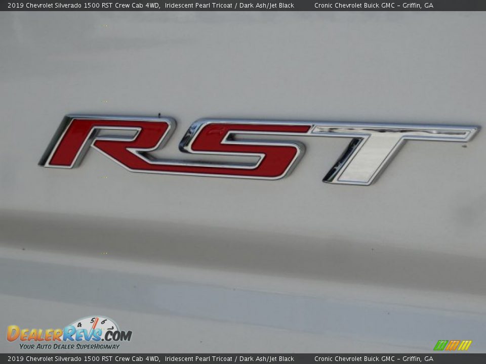 2019 Chevrolet Silverado 1500 RST Crew Cab 4WD Iridescent Pearl Tricoat / Dark Ash/Jet Black Photo #9
