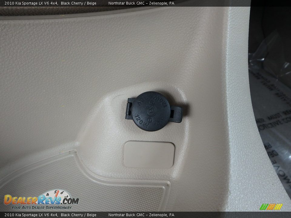 2010 Kia Sportage LX V6 4x4 Black Cherry / Beige Photo #25