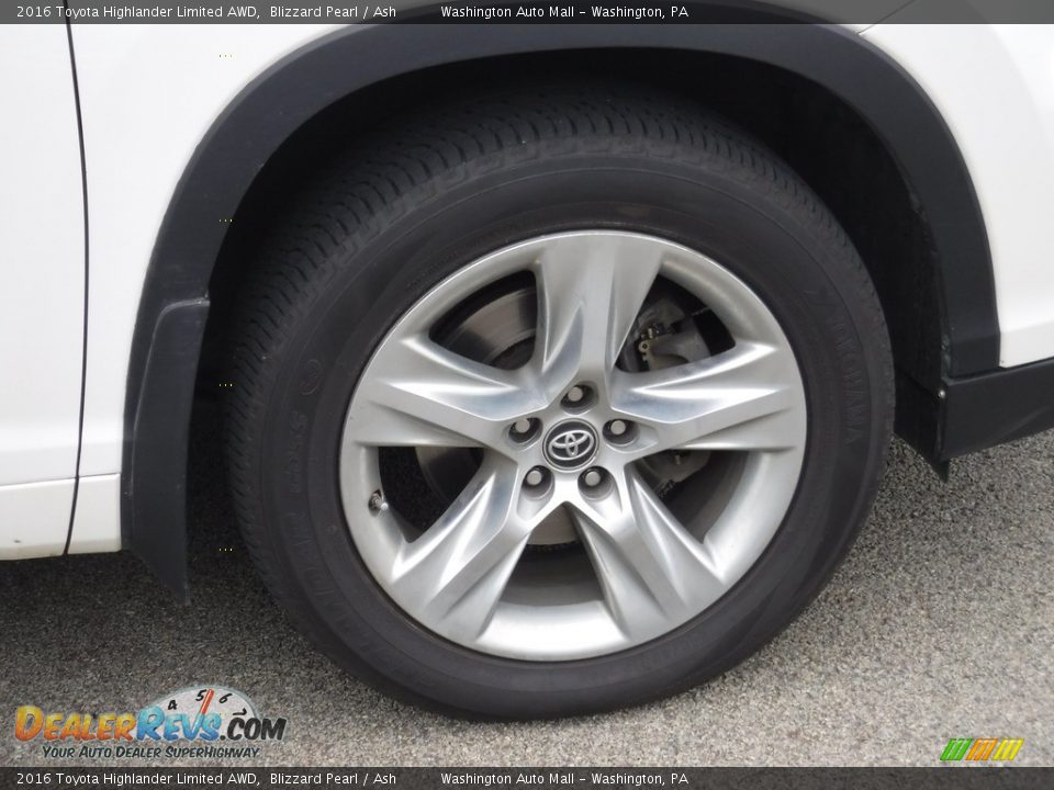 2016 Toyota Highlander Limited AWD Blizzard Pearl / Ash Photo #3