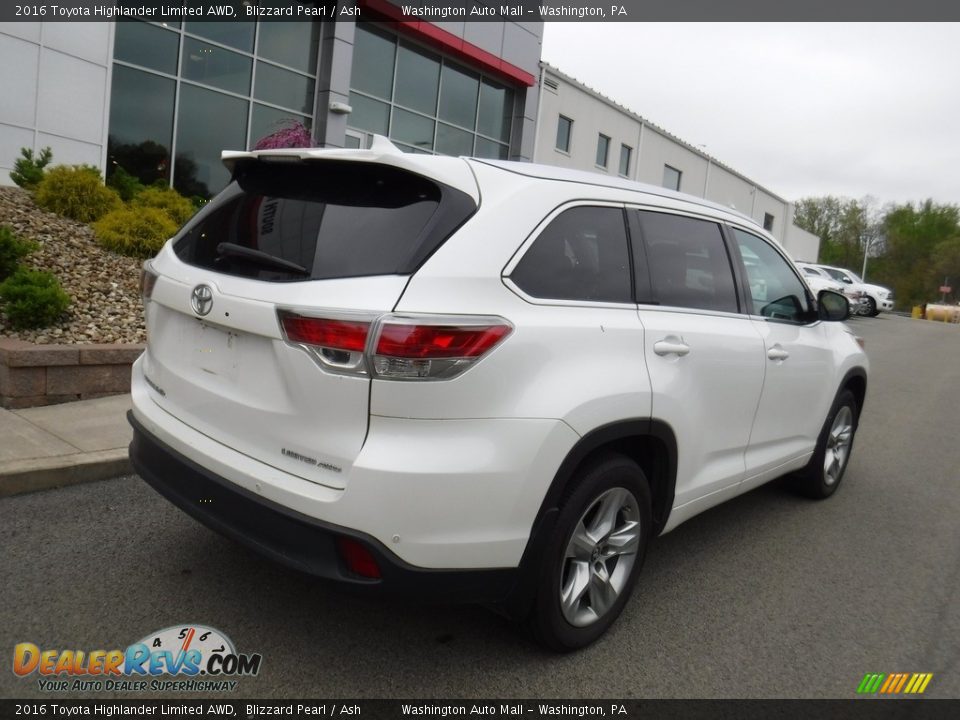 2016 Toyota Highlander Limited AWD Blizzard Pearl / Ash Photo #9