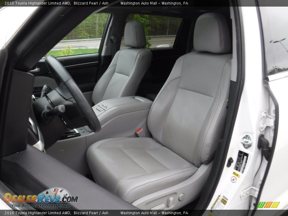2016 Toyota Highlander Limited AWD Blizzard Pearl / Ash Photo #17
