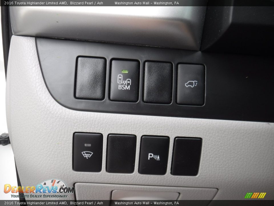 2016 Toyota Highlander Limited AWD Blizzard Pearl / Ash Photo #19