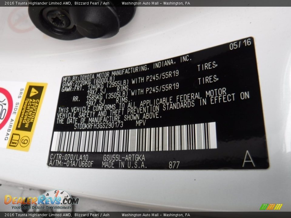 2016 Toyota Highlander Limited AWD Blizzard Pearl / Ash Photo #31