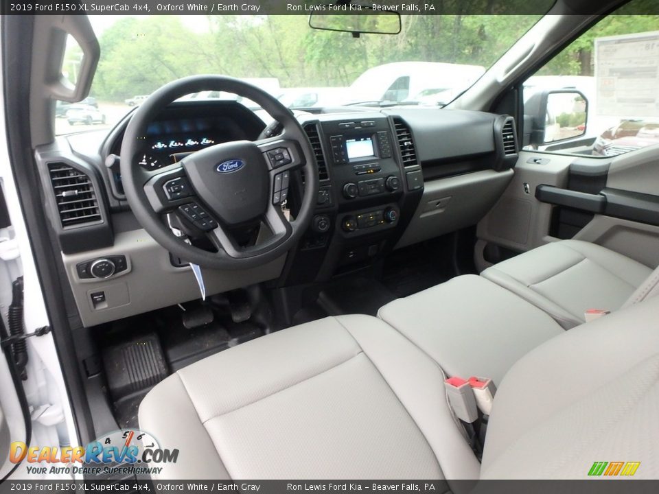 Earth Gray Interior - 2019 Ford F150 XL SuperCab 4x4 Photo #14