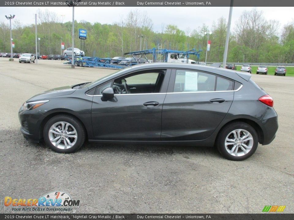 2019 Chevrolet Cruze LT Hatchback Nightfall Gray Metallic / Black Photo #2